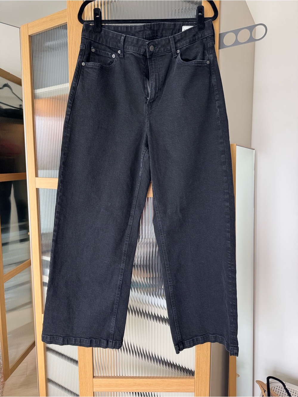 GAP Curvy High Rise Stride Wide-Leg Ankle Jeans - Picture 4 of 4